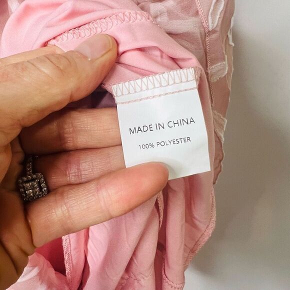 Simplee Plus Pink Textured Dress Romper Shorts NWT! - Picture 6 of 11